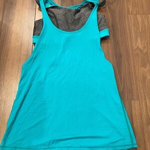 Lululemon Tank Top with Built In Bra - Size 6 - Discontinued Style